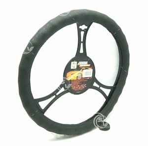 FUNDA VOLANTE PIEL NEGRA CON PERFORACION FUNDA VOLANTE PIEL NEGRA CON PERFORACION